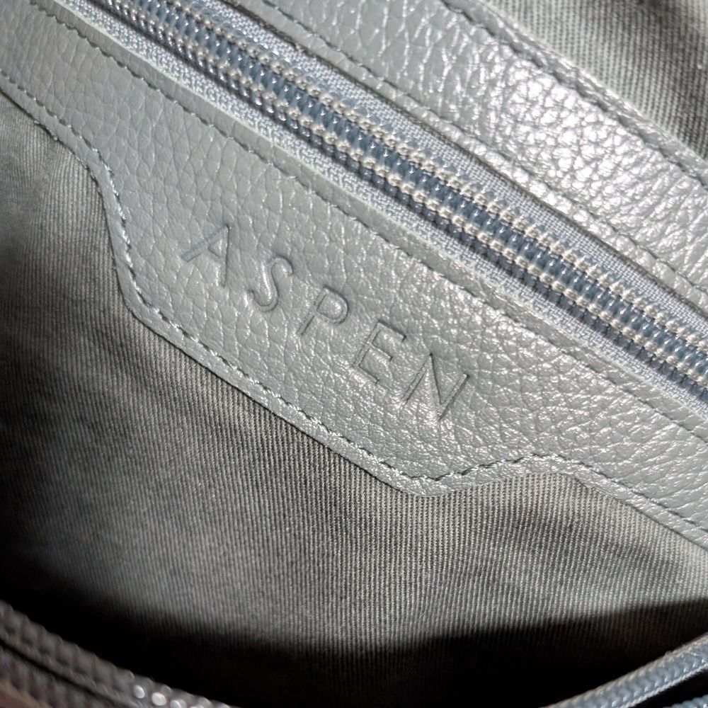 ASPEN Leather handbag sage green tote top handle pebbled quiet luxury minimalist - Picture 8 of 9